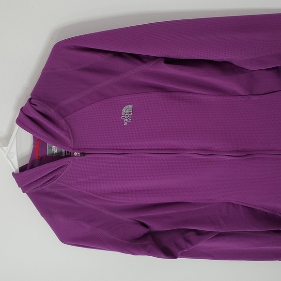 The North Face medium purple vapor wick athletic hoodie - Picture 2 of 8